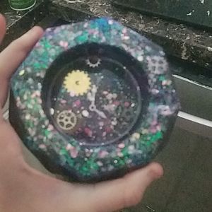 Homemade resin ashtray!
